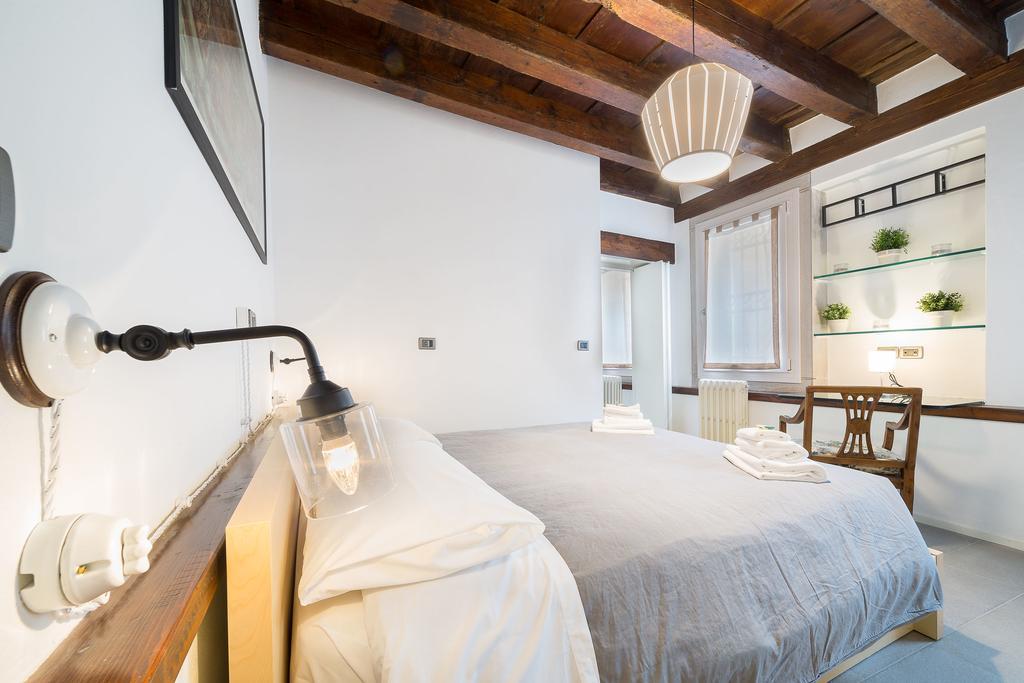 Ve.N.I.Ce Cera Casa Santo Stefano Lejlighed Venedig Eksteriør billede