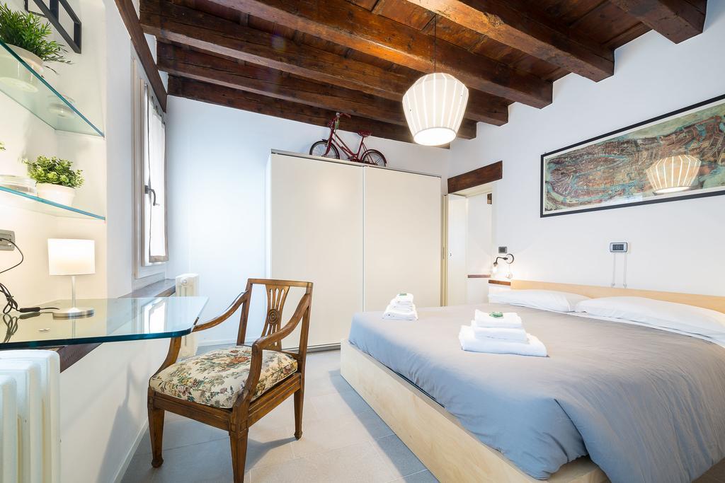 Ve.N.I.Ce Cera Casa Santo Stefano Lejlighed Venedig Eksteriør billede
